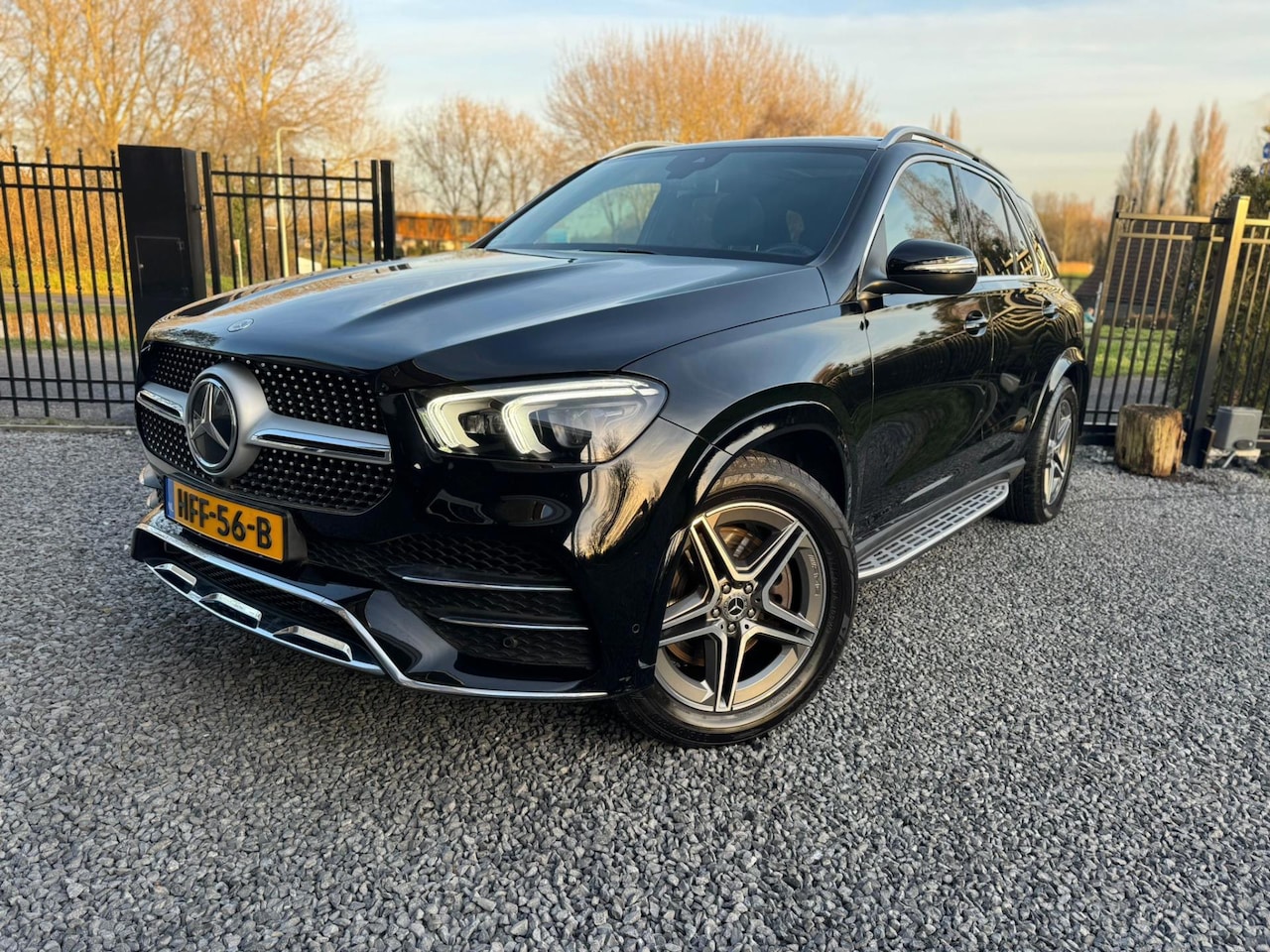 Mercedes-Benz GLE-Klasse - 350 e 4MATIC Premium Plus / Panoramadak / Dealer onderhouden / Carplay - AutoWereld.nl