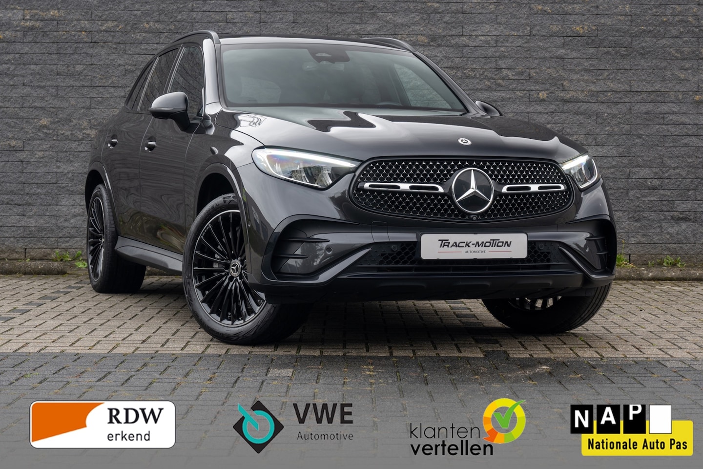 Mercedes-Benz GLC-klasse - 300e 4MATIC AMG Line 300e 4MATIC AMG Line - AutoWereld.nl
