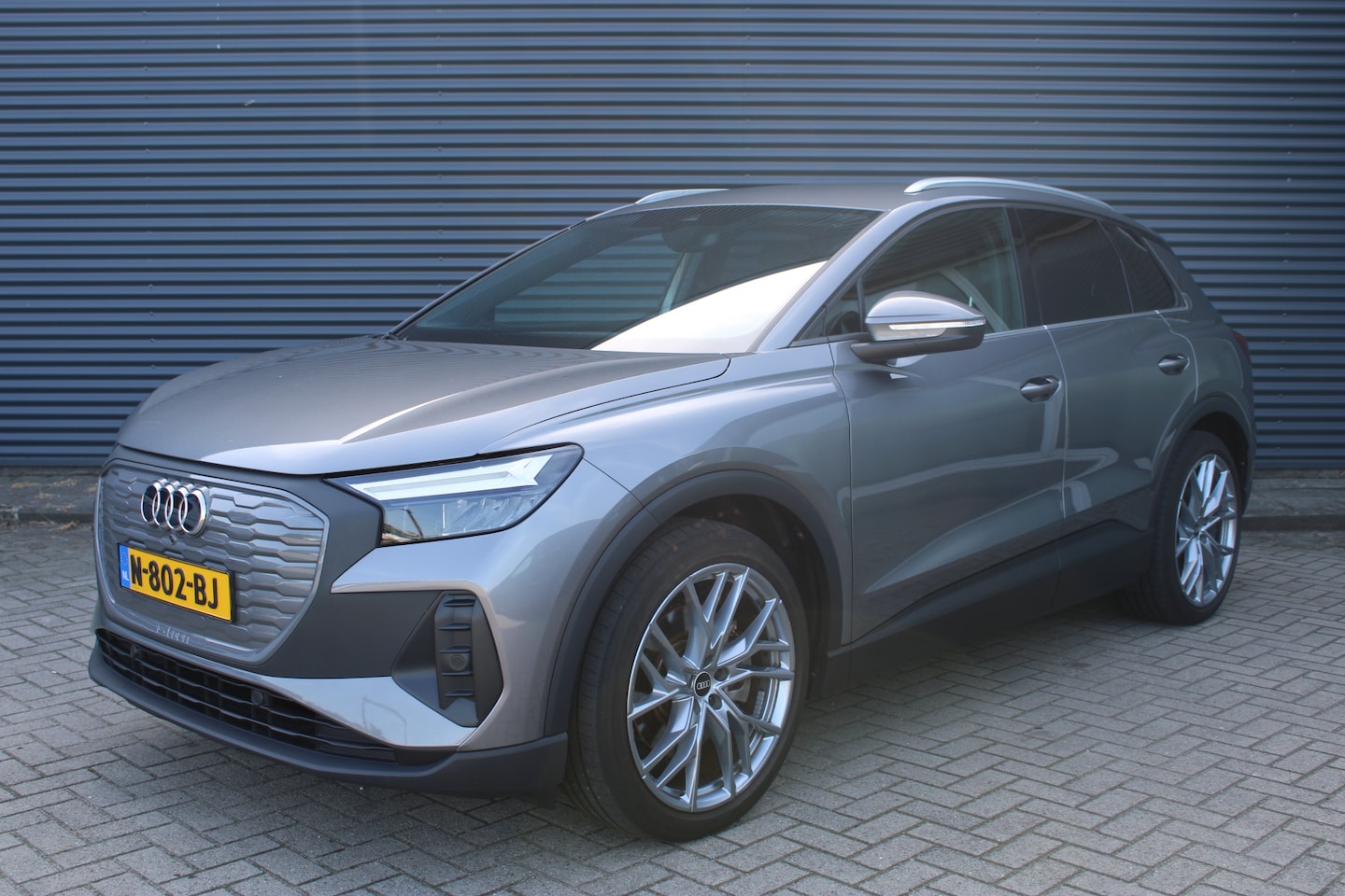 Audi Q4 e-tron - 40 Launch edition 77 kWh Vol-Leder CarPlay 21 Inch Stoelverwarming - AutoWereld.nl