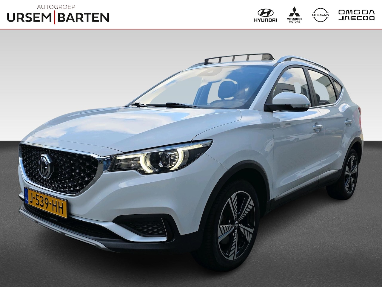 MG MG ZS EV - Luxury 45 kWh | Panodak | Volleder | Navigatie | Carplay/Androidauto | Achteruirijcamera | - AutoWereld.nl