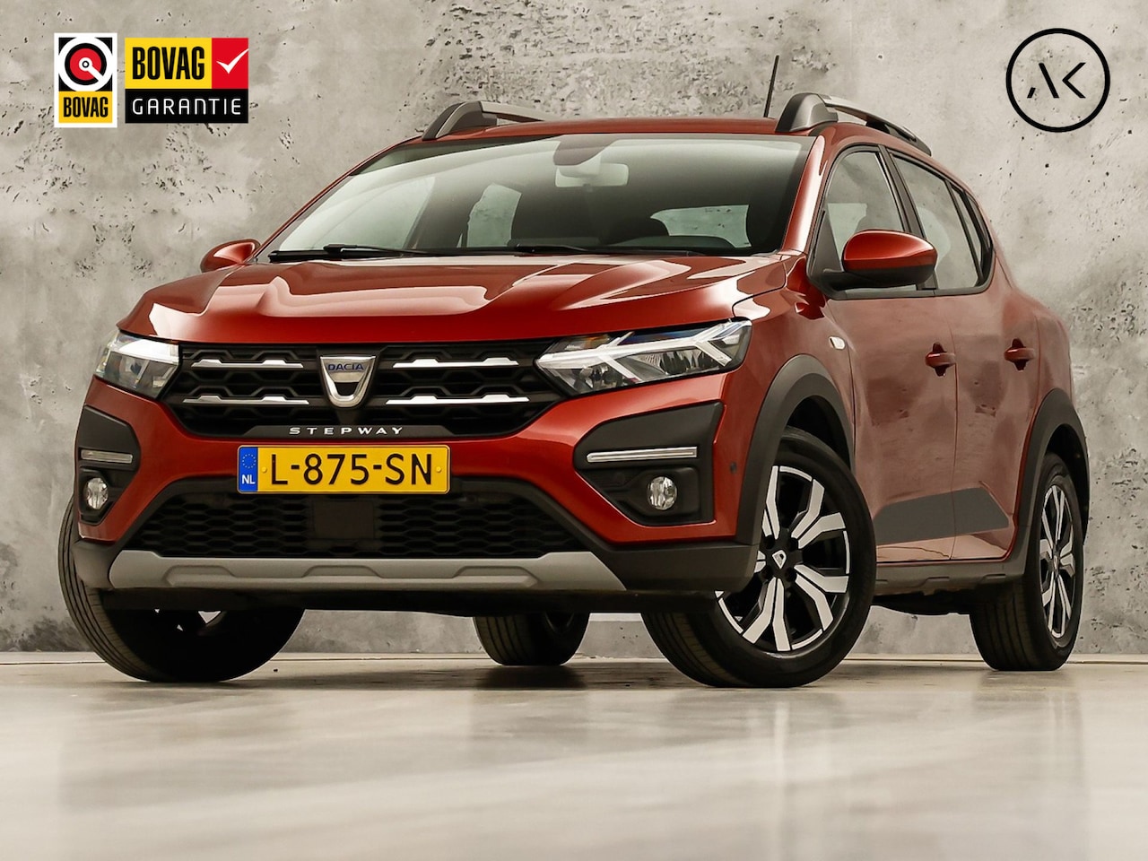 Dacia Sandero - 1.0 TCe 100 Bi-Fuel Comfort (GROOT NAVI, CLIMATE, CAMERA, LM VELGEN, KEYLESS, SPORTSTOELEN - AutoWereld.nl