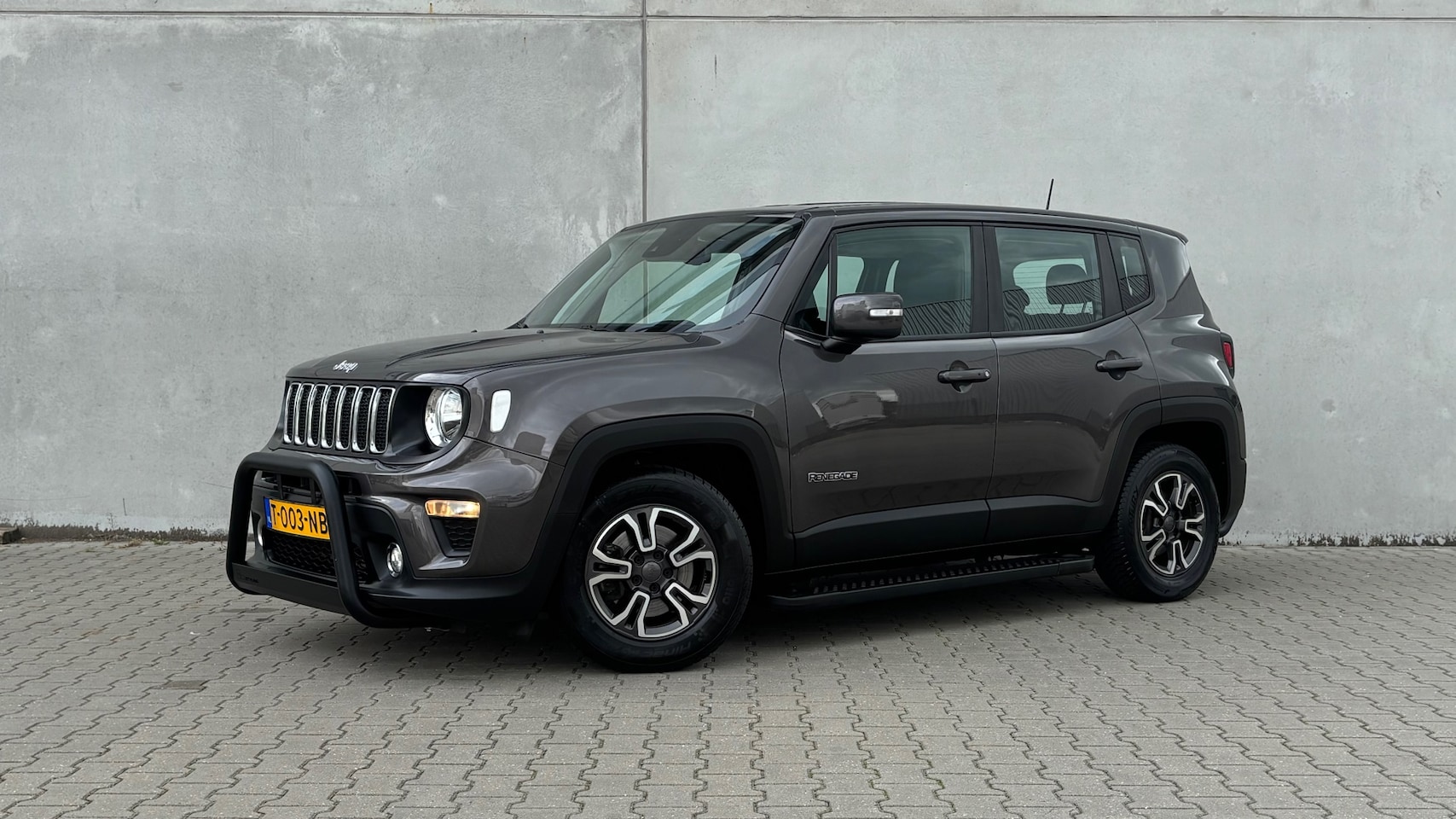 Jeep Renegade - 1.3T DDCT Limited Automaat Bull Bar Side steps - AutoWereld.nl