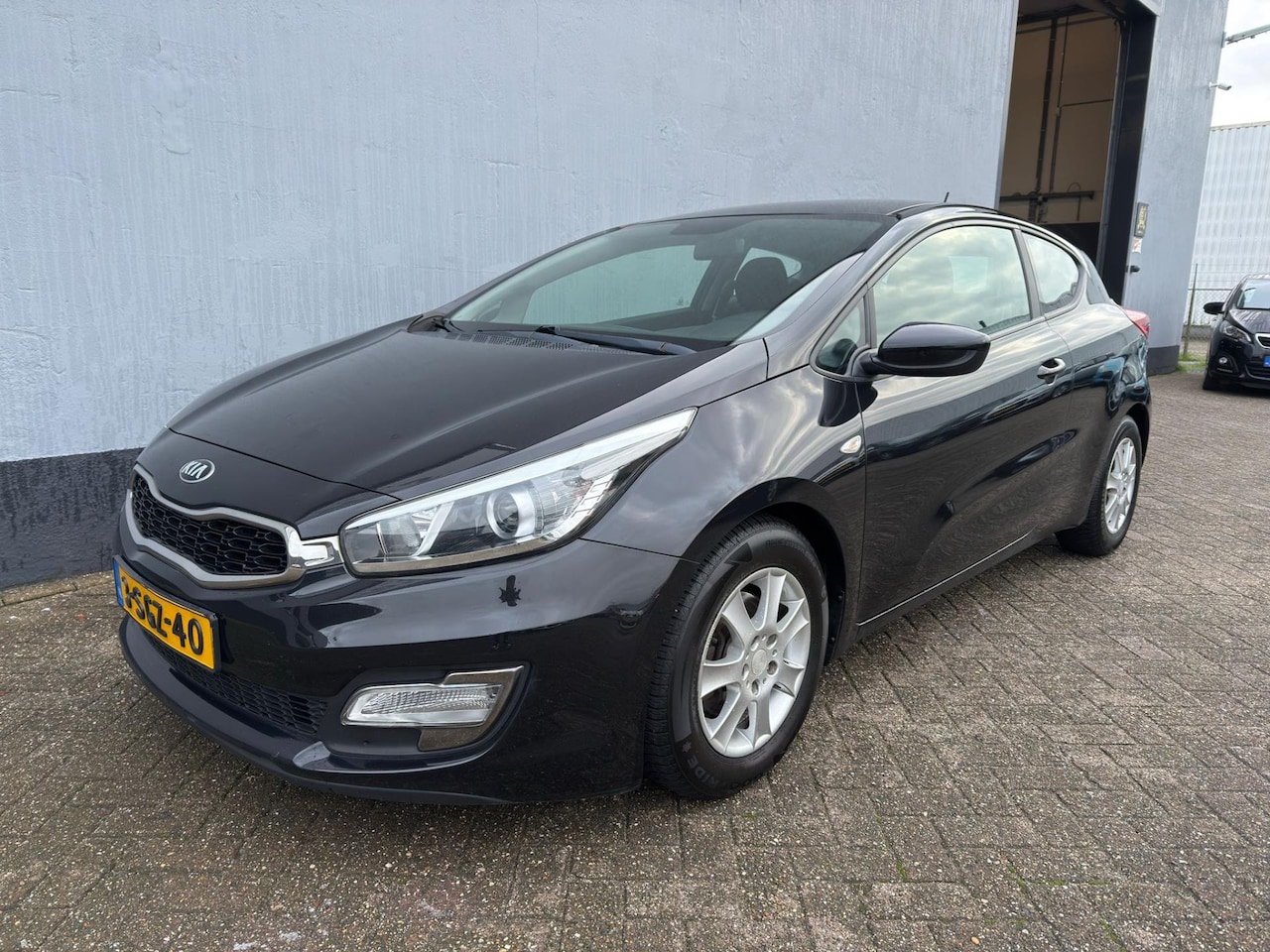 Kia Pro cee'd - 1.6 GDI Airco 1.6 GDI Airco - AutoWereld.nl