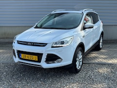 Ford Kuga - 1.5 Titanium [ panodak, fm navi, camera, ecc, lmv, trekhaak ]