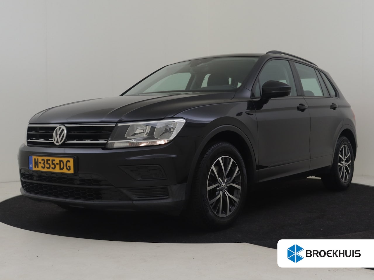 Volkswagen Tiguan - 1.4 TSI Comfortline 125PK | Elektr. Trekhaak | Parkeersensoren | Stoelverw en Massage | Na - AutoWereld.nl