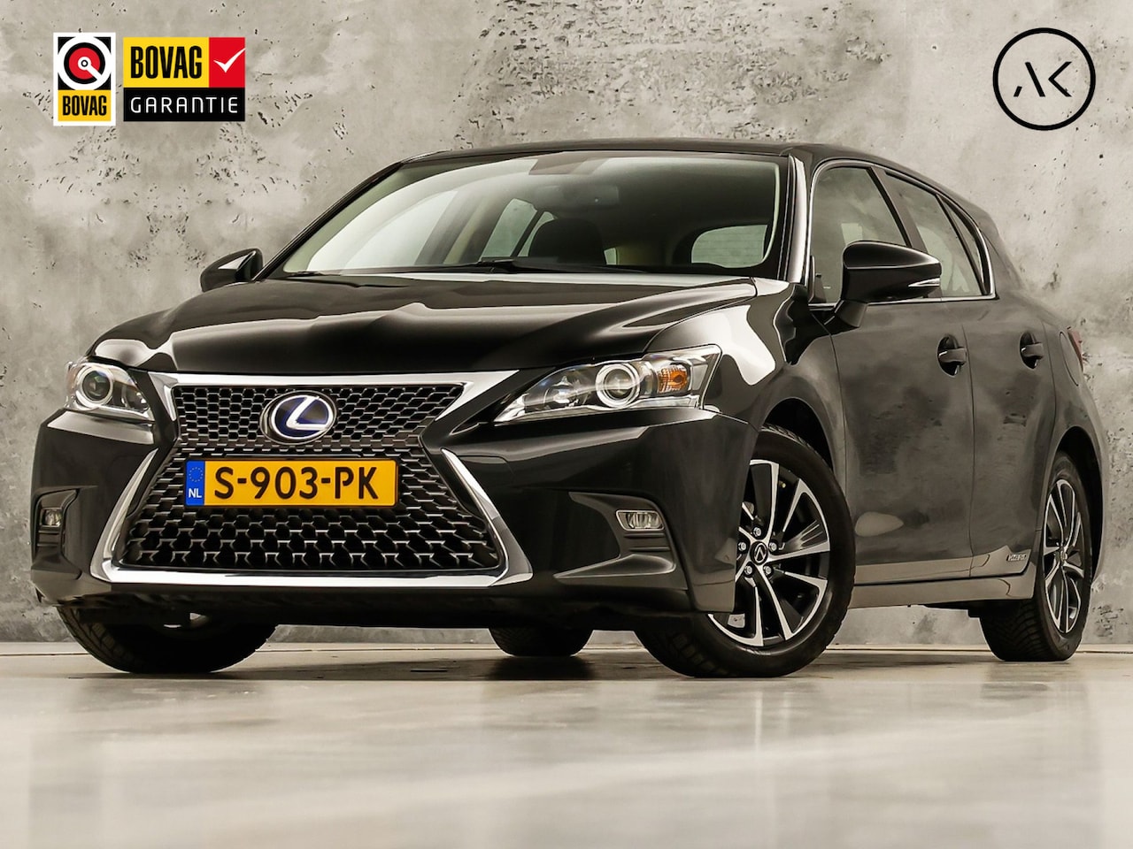 Lexus CT 200h - Business Launch Edition Automaat (NAVIGATIE, CAMERA, ALCANTARA, SPORTSTOELEN, KEYLESS, ADA - AutoWereld.nl