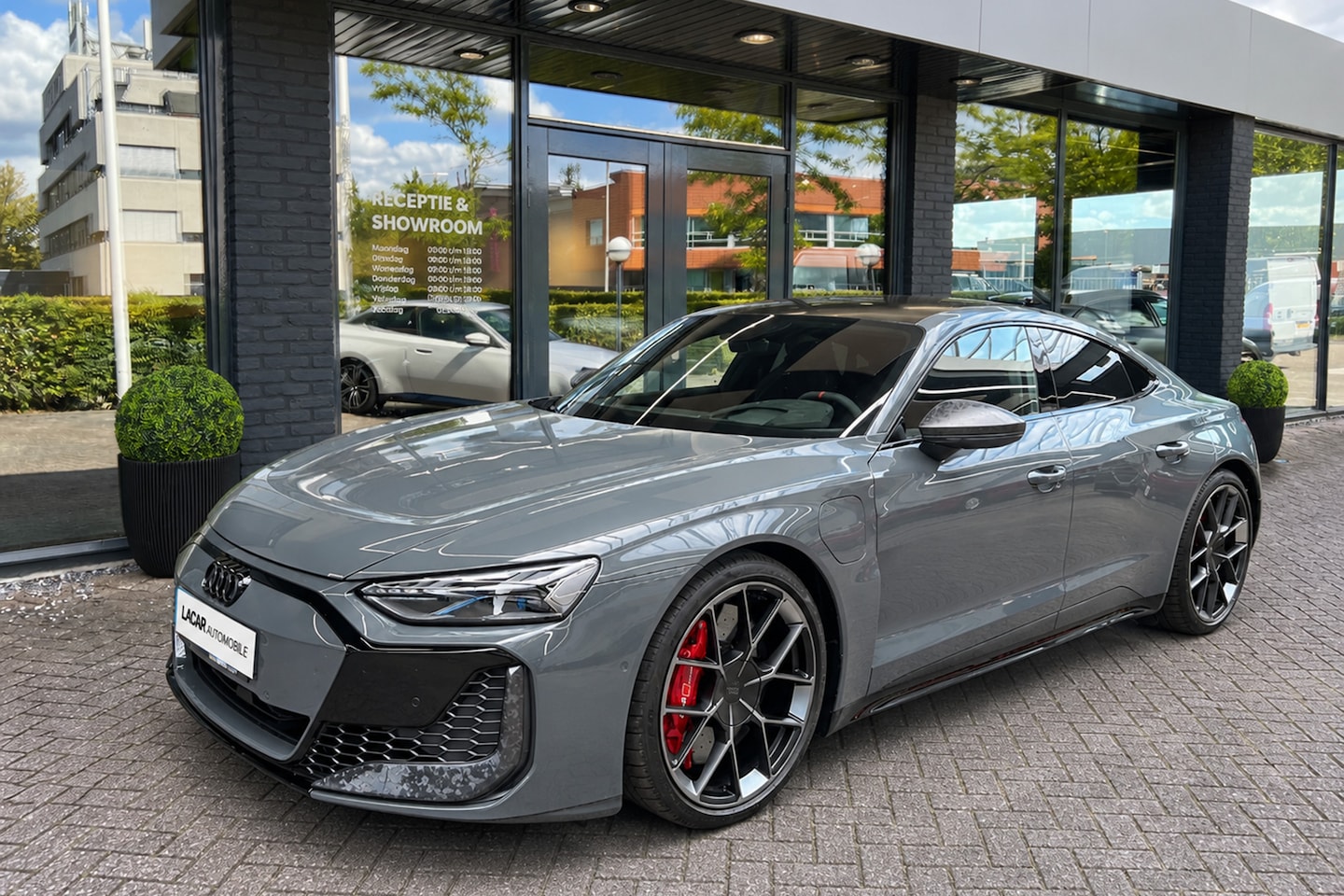Audi e-tron GT - RS e-tron GT Performance l 843 pk I Ceramic l Carbon l Facelift - AutoWereld.nl