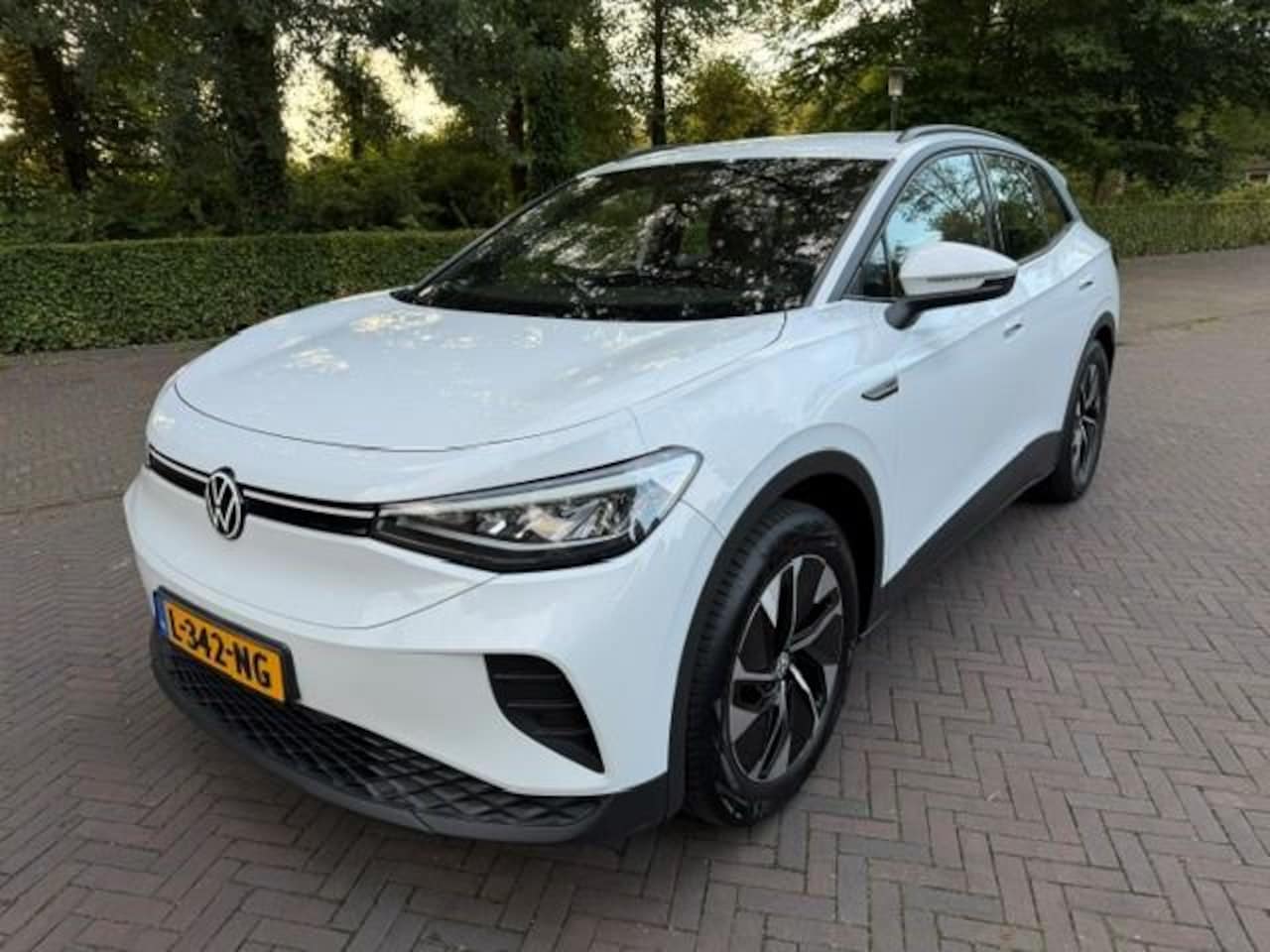Volkswagen ID.4 - Life 77 kWh SOH 91 Trekhaak/Acarplay/Acruise/Fabrieksgarantie - AutoWereld.nl