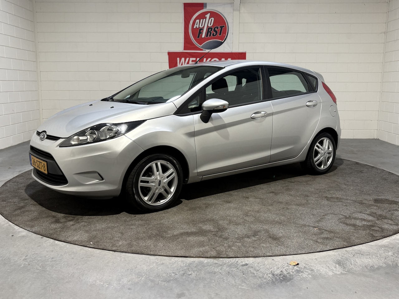 Ford Fiesta - 1.25 Trend 1.25 Trend 5Drs, Airco, Audio, Nwe Distr. riem, Boekjes , Kindvriendelijke auto - AutoWereld.nl