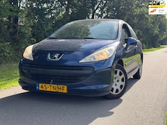 Peugeot 207 - 1.4-16V XR | Lange APK Nu € 1.499,