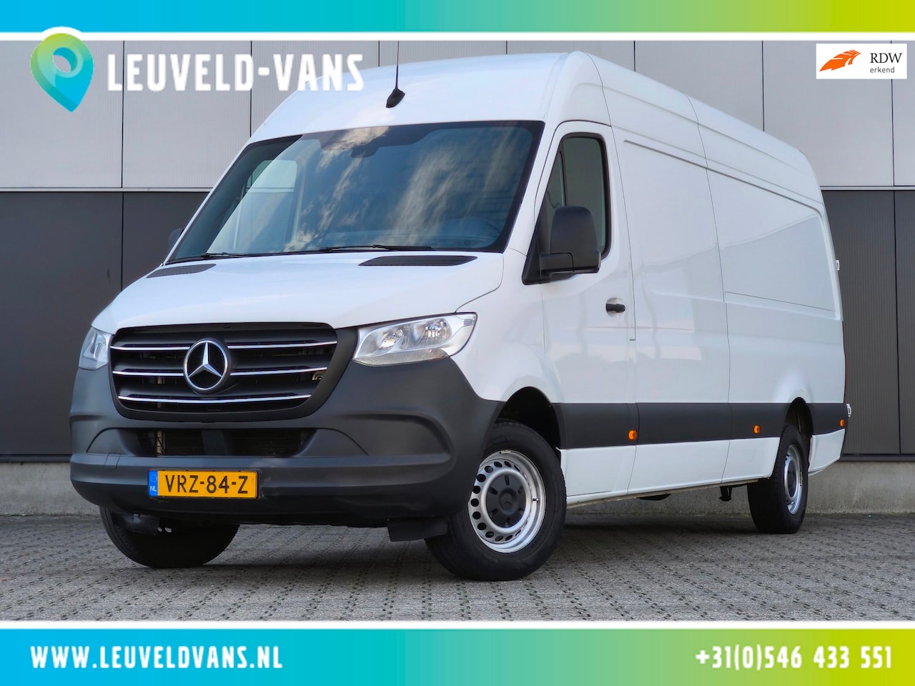 Mercedes-Benz Sprinter - 317 AUTOMAAT 3500KG TREKHAAK L3H2 CRUISE CLIMATE - AutoWereld.nl