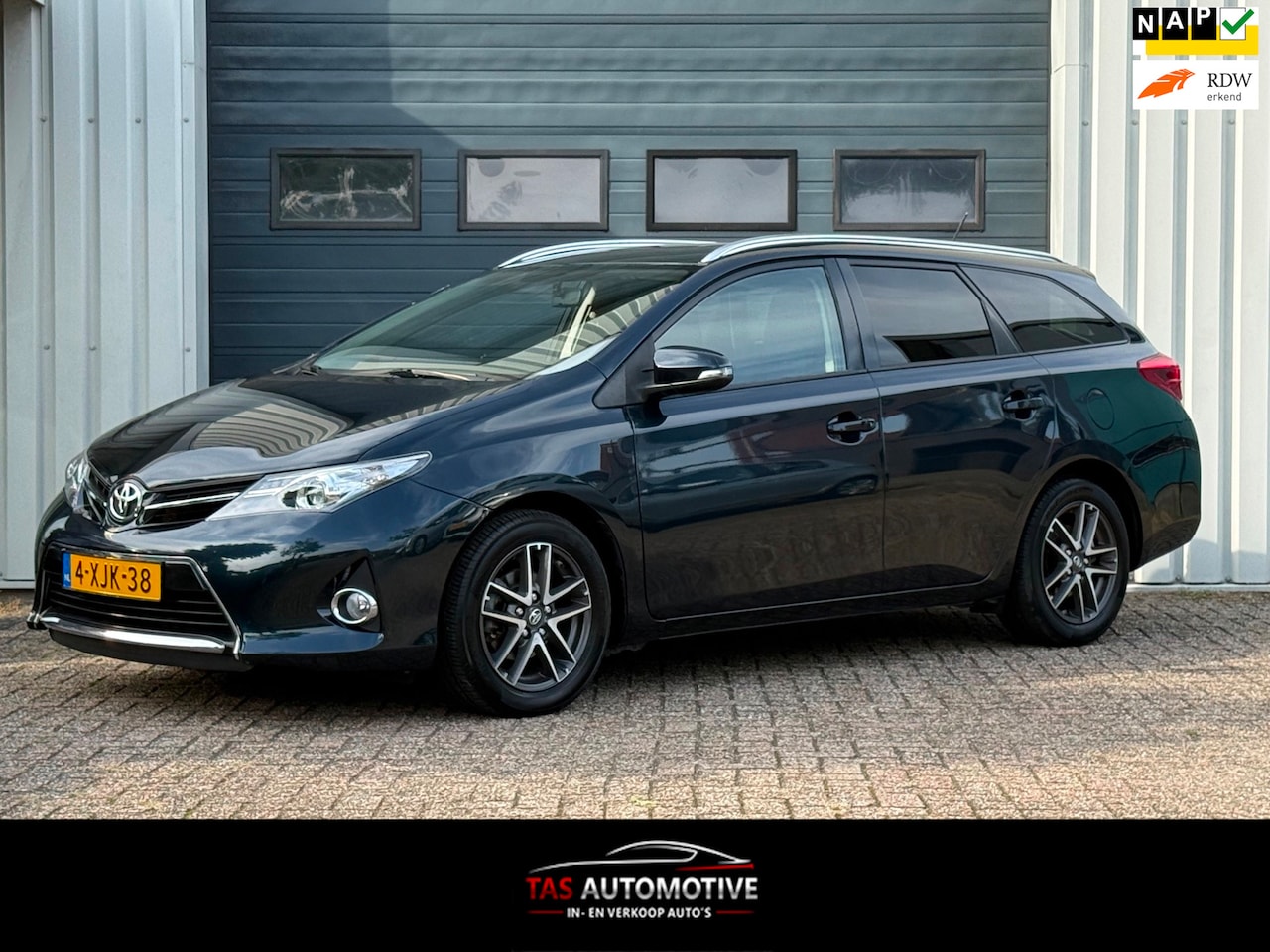 Toyota Auris Touring Sports - 1.6 Comfort CARPLAY / CRUISE - AutoWereld.nl