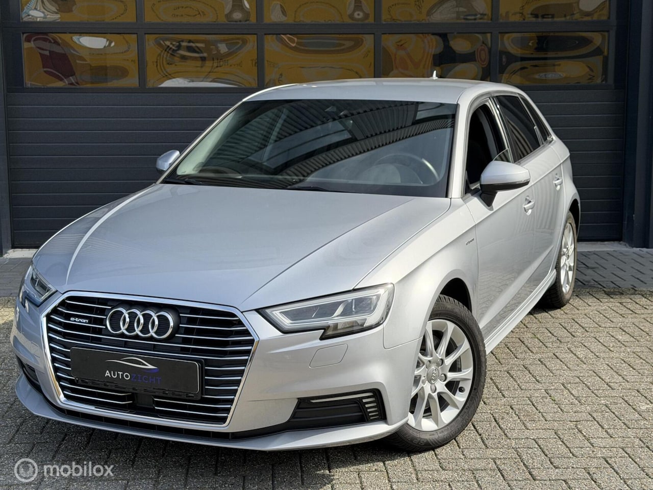 Audi A3 Sportback - 1.4 e-tron | Aut | Sensoren | Cruise | Stoelverw - AutoWereld.nl