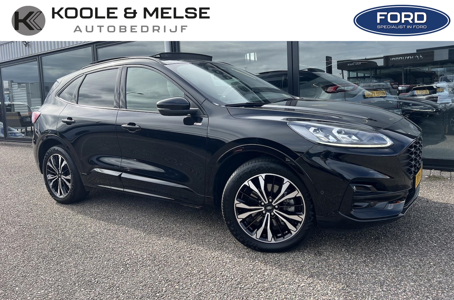 Ford Kuga - 2.5 PHEV e-CVT 225pk ST-Line X, Pano dak , Adaptive CC , Car play - AutoWereld.nl