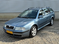 Skoda Octavia Combi - 1.8 T Démarrage 1e eig, dealer o.h [ ecc, lmv, cruise, trekhaak ]