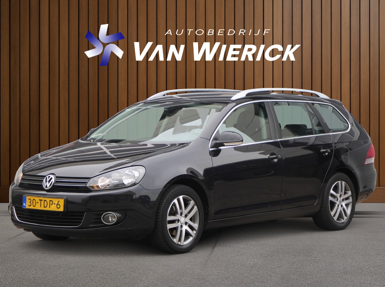Volkswagen Golf Variant - 1.2 TSI Highline 105PK! | Dealer onderhouden | Cruise | Navi | Parkeersensoren | Orgineel - AutoWereld.nl