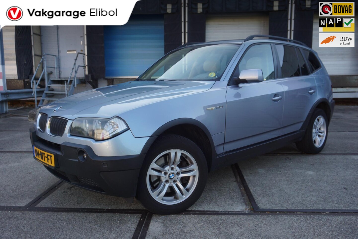 BMW X3 - 3.0i Executive * Goed onderhouden * - AutoWereld.nl