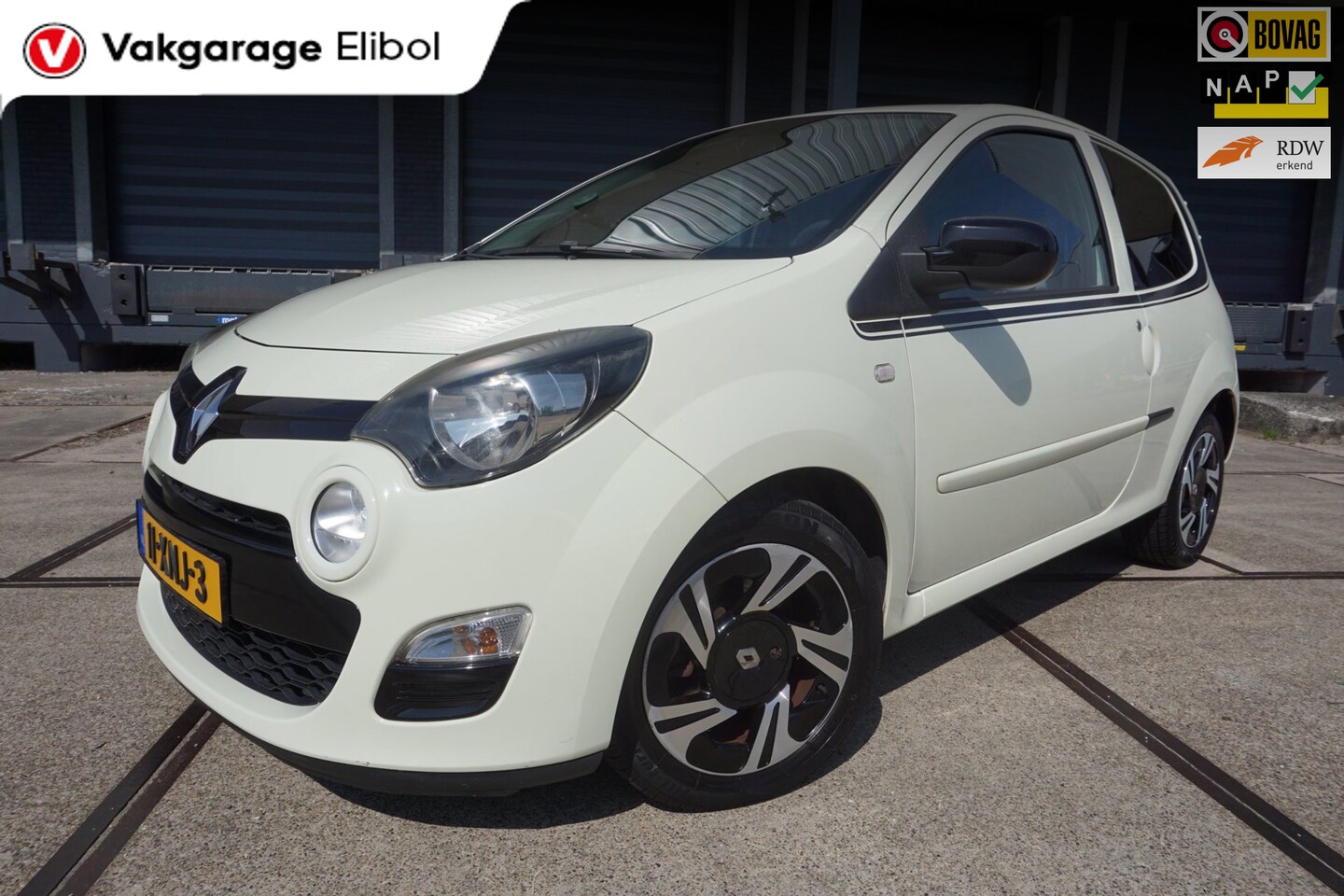 Renault Twingo - 1.2-16V Collection 1.2 16V Collection - AutoWereld.nl