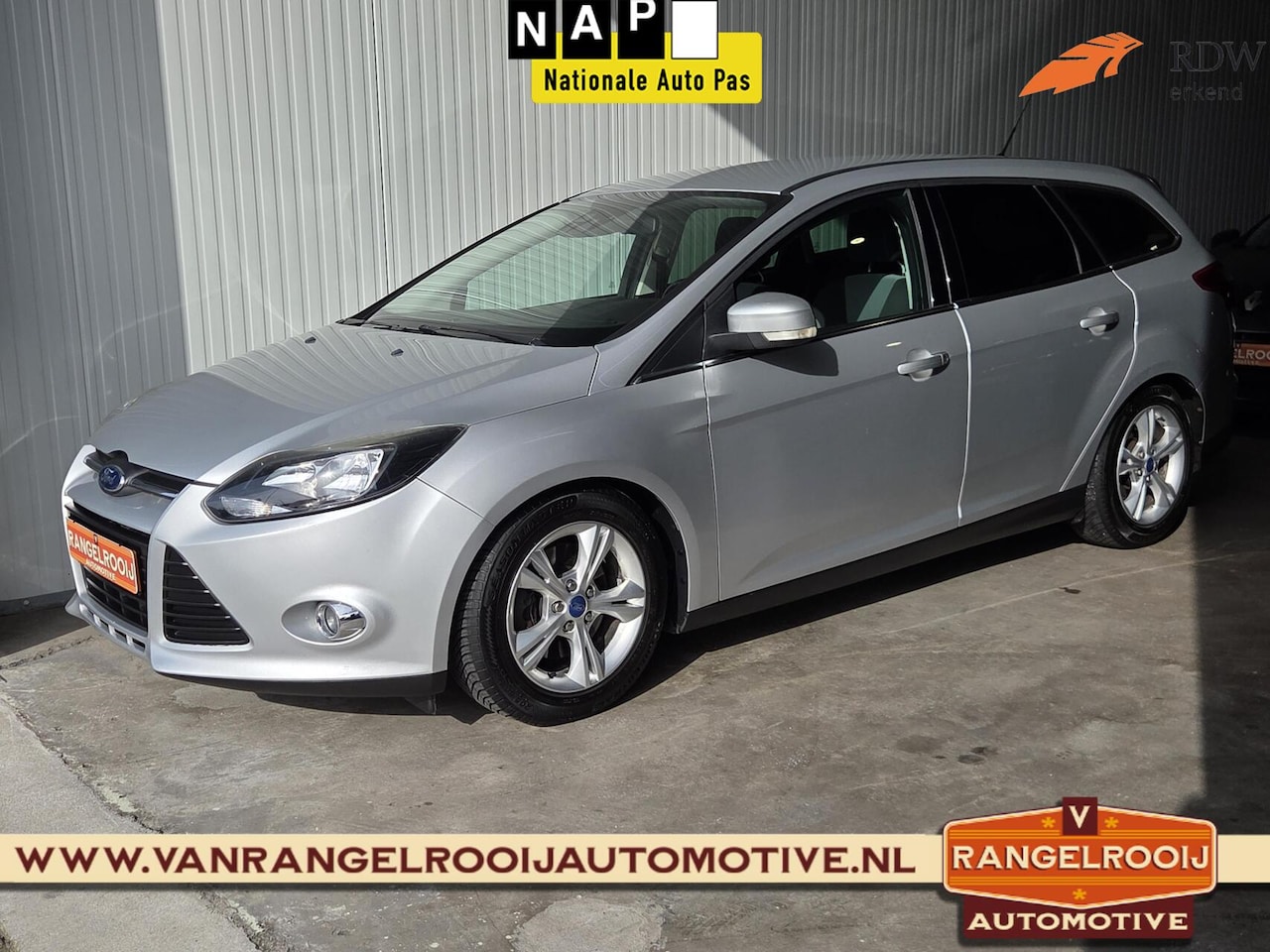Ford Focus Wagon - 1.6 EcoBoost Trend Sport 1.6 EcoBoost Trend Sport, d-riem nw., trekh., airco, cruise, sportst. - AutoWereld.nl