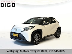 Toyota Aygo X - 1.0 AUTOMAAT BI-TONE GARANTIE TOT 08-2032 . ACHTERUITRIJ CAMERA . SLECHTS 38.000 KM . APPL