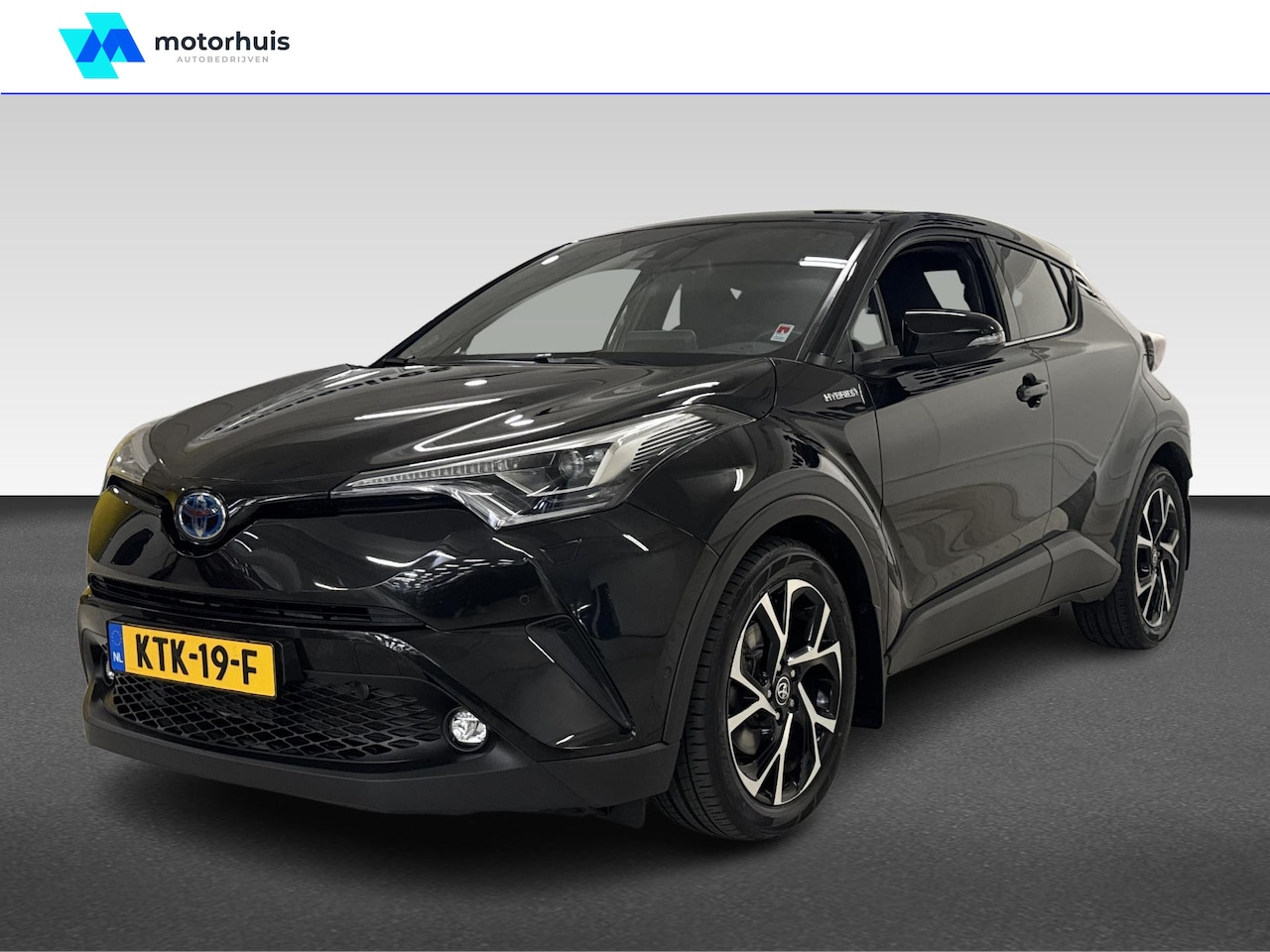 Toyota C-HR - 1.8 Hybrid Executive | Achteruitrijcamera | Audio installatie premium | Parkeer assistent - AutoWereld.nl