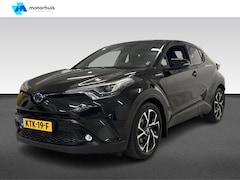 Toyota C-HR - 1.8 Hybrid Executive | Achteruitrijcamera | Audio installatie premium | Parkeer assistent