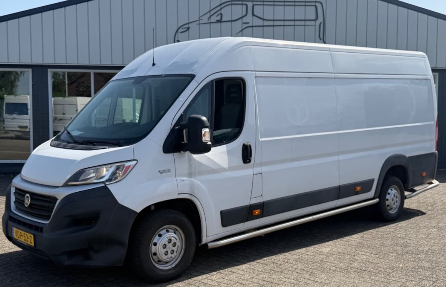 Fiat Ducato - 3.0 CNG NATURAL POWER 100KW 136PK L4H2 MAXI AIRCO/ NAVIGATIE/ CAMERA/ 100% DEALERONDERHOUD - AutoWereld.nl