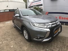 Mitsubishi Outlander - 2.0 Business Edition, keyles entry/go, automaat Navi, climate , trekhaak,