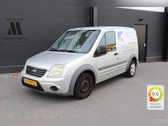 Ford Transit Connect - 1.8 TDCi - Airco - Trekhaak - Radio - €999, - Excl