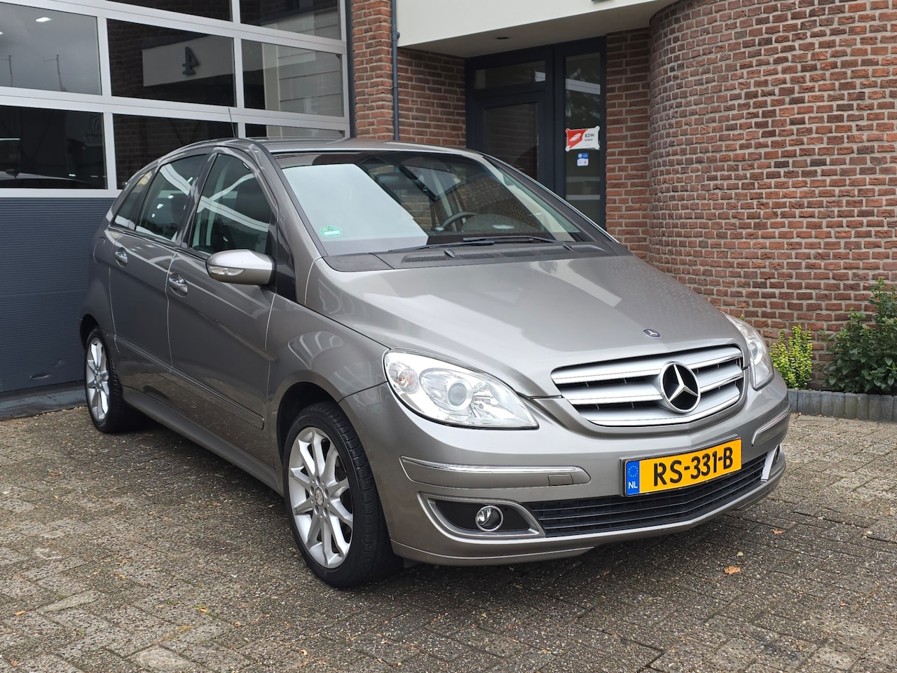 Mercedes-Benz B-klasse - 170 Business Class Airco |Apk |Lm velgen - AutoWereld.nl