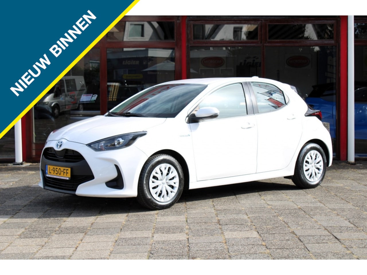 Toyota Yaris - 1.5 Hybrid Active 1.5 Hybrid Active - AutoWereld.nl