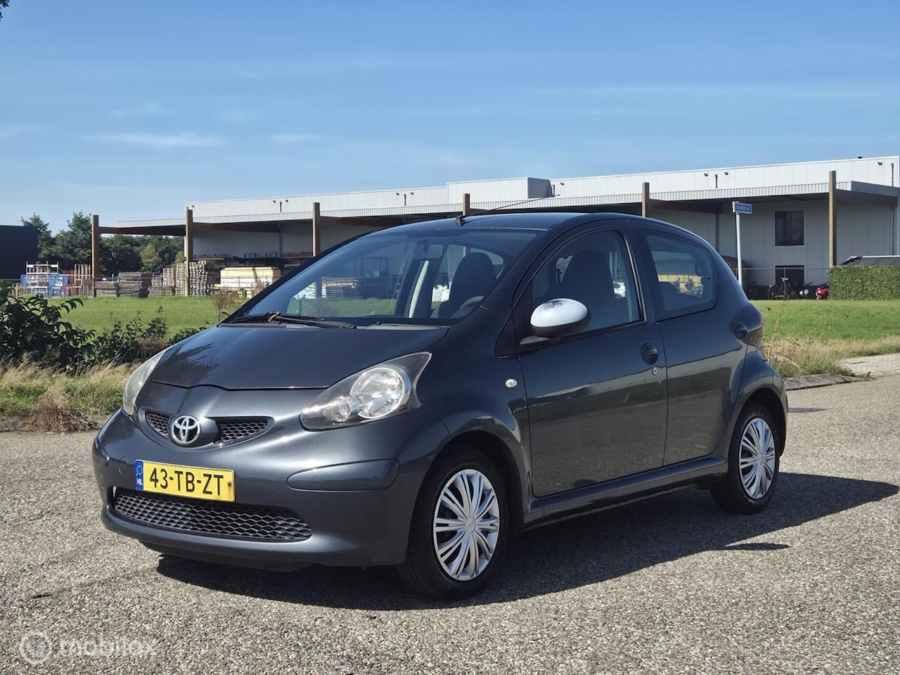 Toyota Aygo - 1.0-12V + Elektrische Ramen / Apk / Nap / 5 deur - AutoWereld.nl
