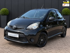 Toyota Aygo - 1.0 VVT-i Now APPLE CARPLAY AIRCO 113DKM NAP APK 09-2027