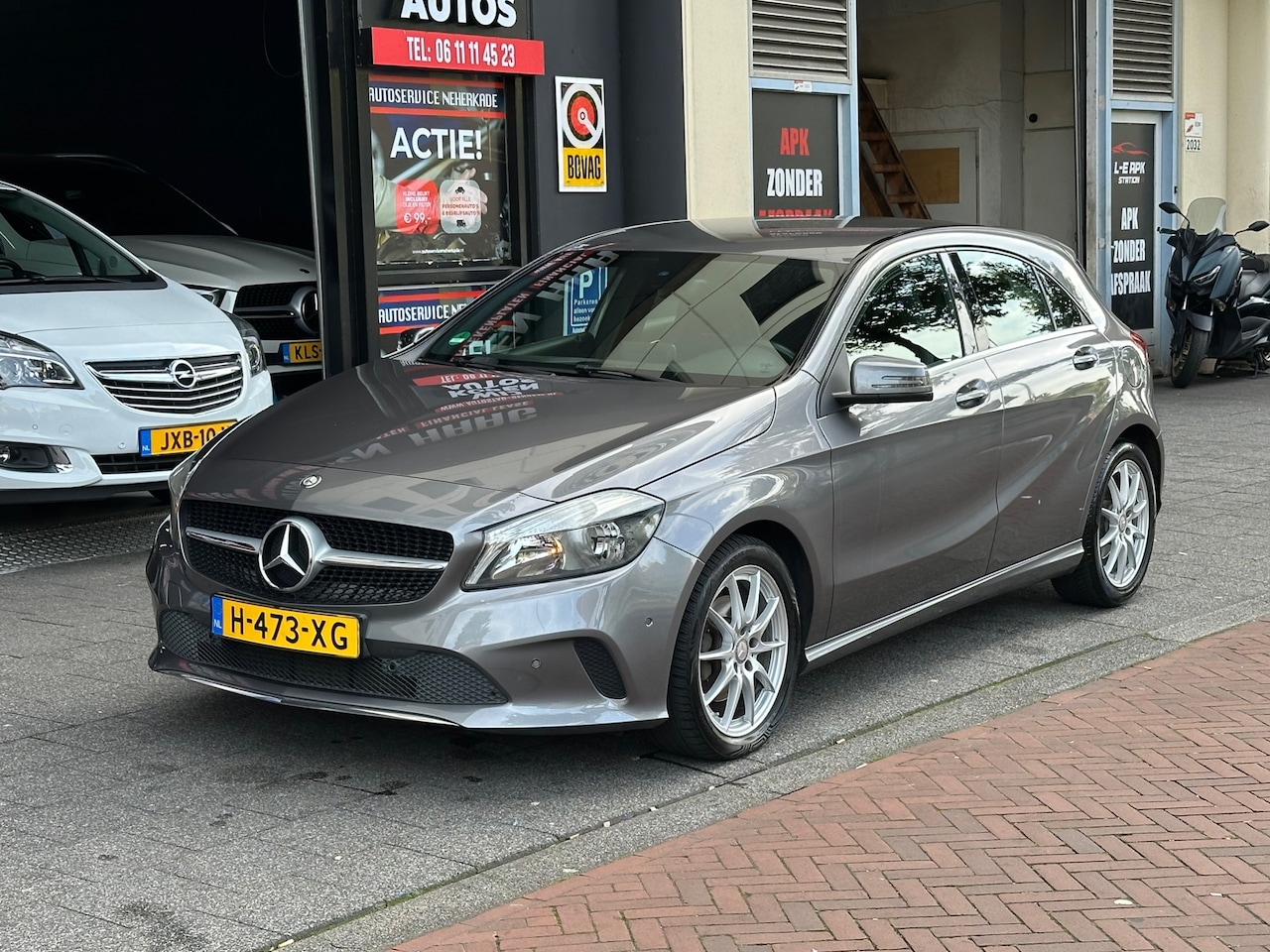 Mercedes-Benz A-klasse - 180 Automaat Airco Navi Leer - AutoWereld.nl