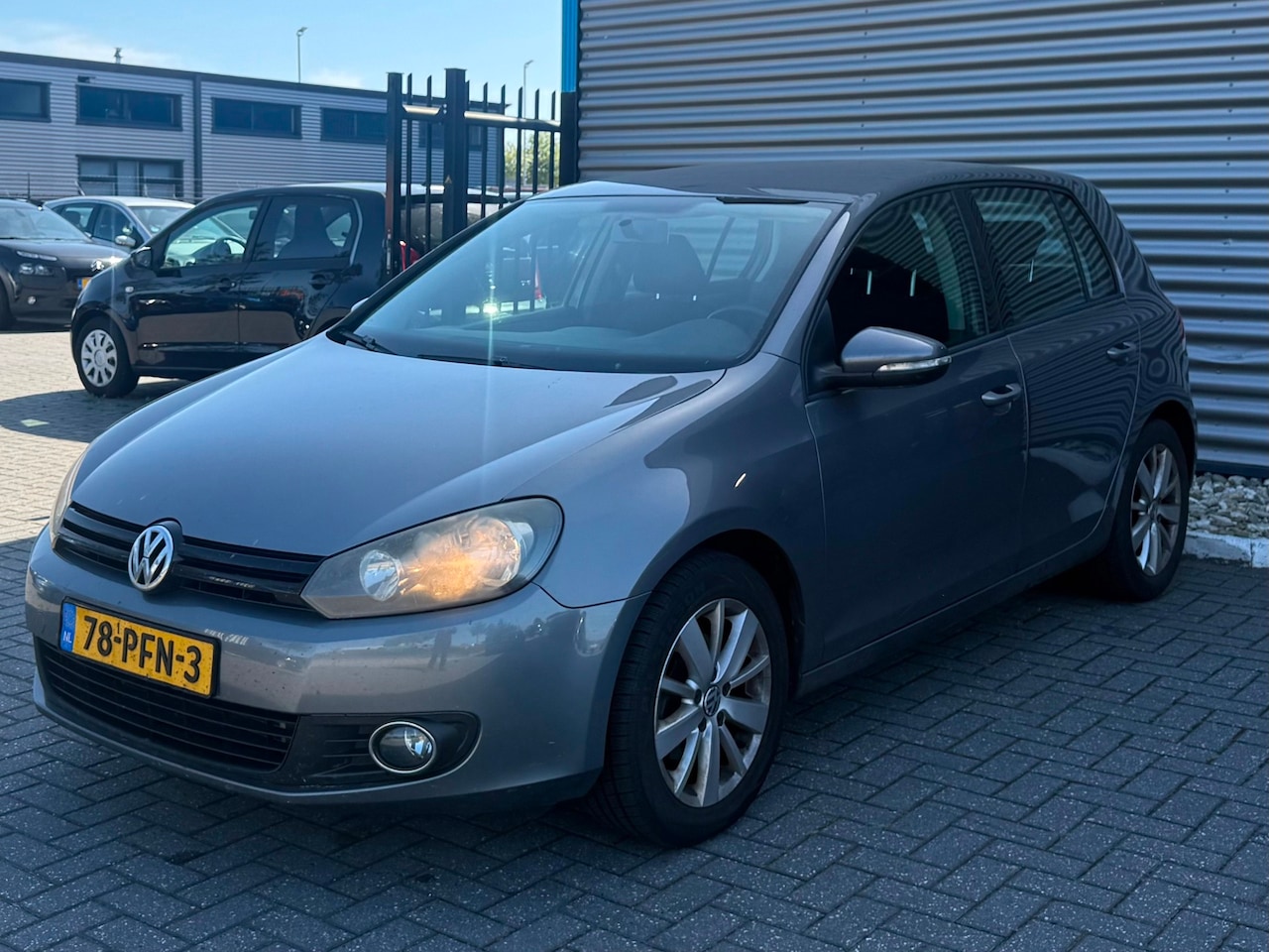 Volkswagen Golf - 1.2 TSI Tour II BlueMotion 1.2 TSI Tour II BlueMotion - AutoWereld.nl