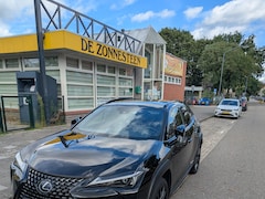 Lexus UX - 250h Business Line