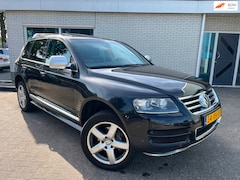 Volkswagen Touareg - 3.0 V6 TDI Highline|Stoelver|Leder|Schuifkantel|PDC|Trekhaak|Automaat|