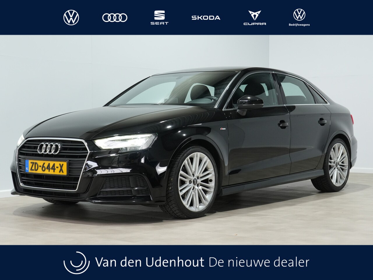 Audi A3 Limousine - 30 115pk TFSI Sport S Line Edition 46 - AutoWereld.nl