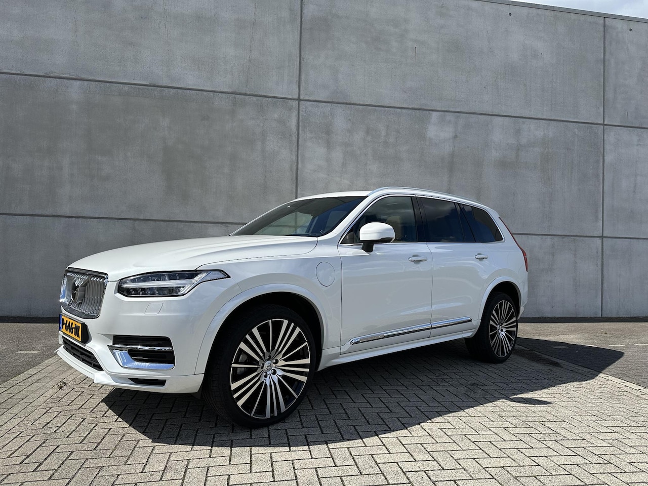 Volvo XC90 - 2.0 T8 Recharge AWD Inscription Exclusive 1e eigenaar | NL geleverd | Volvo dealer onderho - AutoWereld.nl