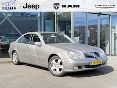Mercedes-Benz E-klasse - 200 K. Elegance volledige onderhoudshistorie