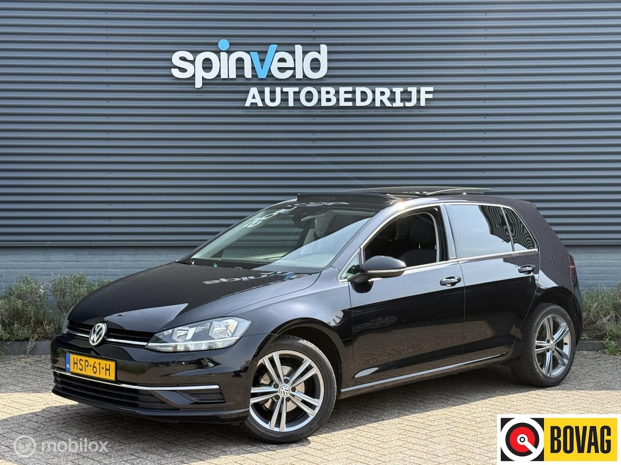 Volkswagen Golf - 1.0 TSI Trendline - Pano - Keyless - ACC - Blindspot - - AutoWereld.nl