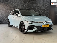 Volkswagen Golf - 2.0 TSI GTI