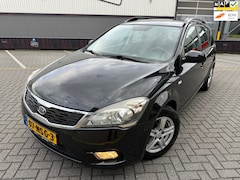 Kia Cee'd - 1.4 CVVT X-tra*AIRCO*APK*NAP*ELKT-RAAM*NAVI