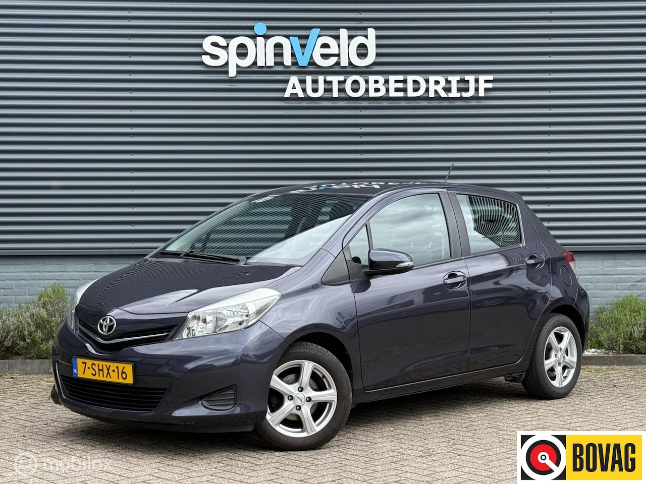 Toyota Yaris - 1.3 VVT-i Aspiration - Aut - Navi - Trekhaak - - AutoWereld.nl