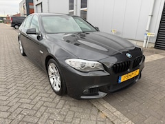 BMW 5-serie - 520i High Executive Sport AUTOMAAT /M /Pakkat Leder Clima Navi