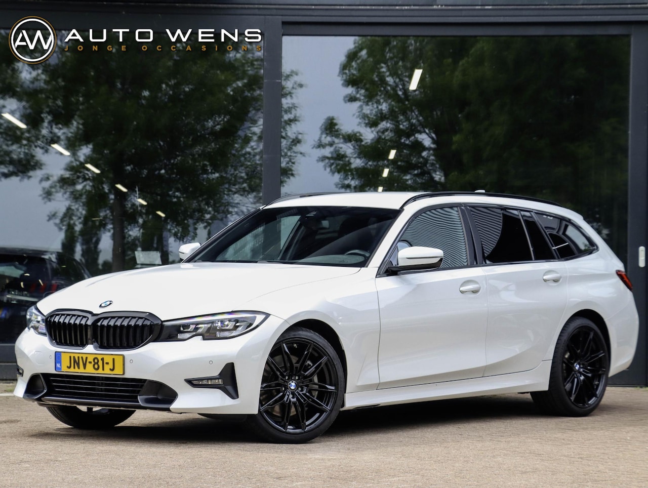 BMW 3-serie Touring - 330i High Executive Trekhaak elek. - AutoWereld.nl