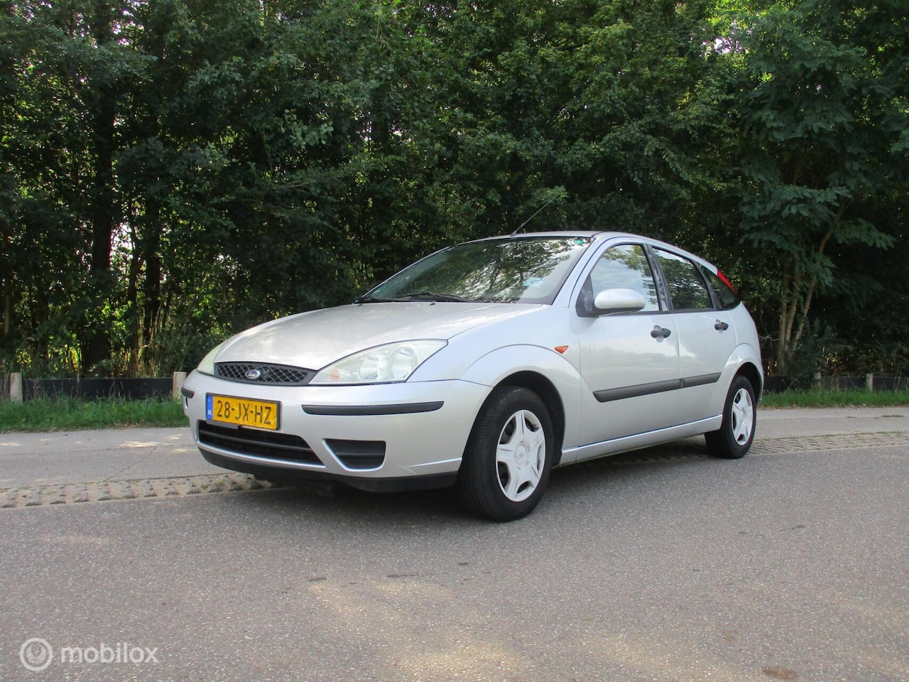 Ford Focus - 1.4-16V Cool Edition apk 07-09-2027 4 deurs - AutoWereld.nl