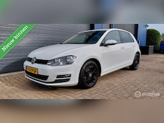 Volkswagen Golf - 1.2 TSI Trendline