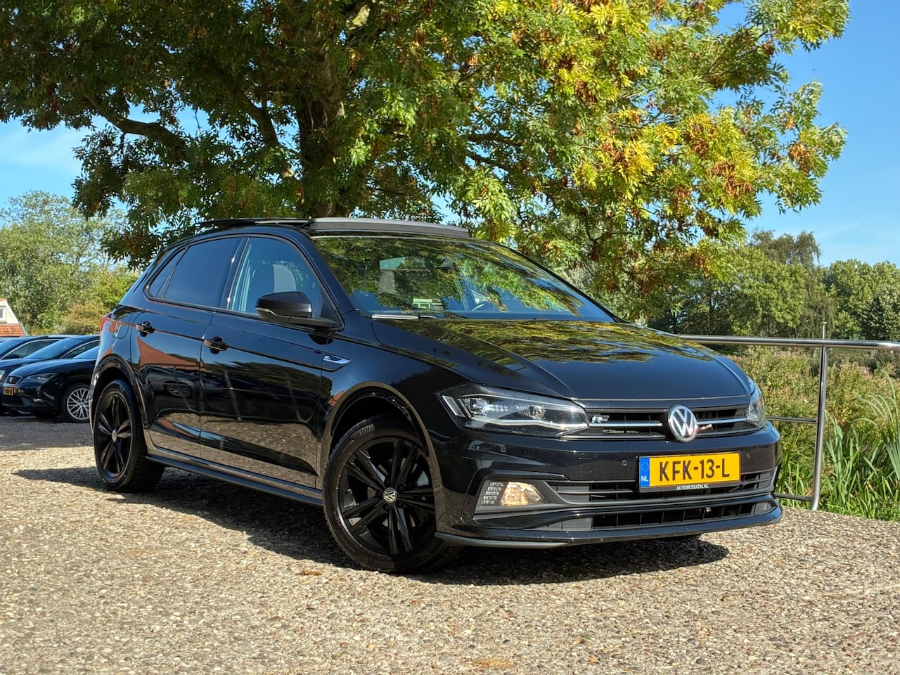 Volkswagen Polo - 1.5 TSI R-line | Automaat | Bomvol!! nu €19.975,-!! - AutoWereld.nl