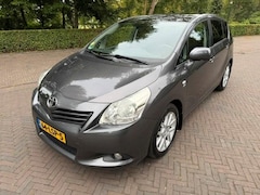 Toyota Verso - 2.2D-4D Panoramic/Trekhaak/Navigatie/Camera/APK
